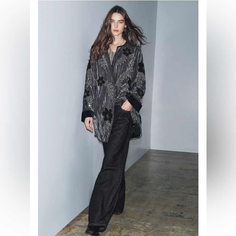 Zara Black and Gray Velvet Embroidered Jacket Kimono Limited Edition NWOT